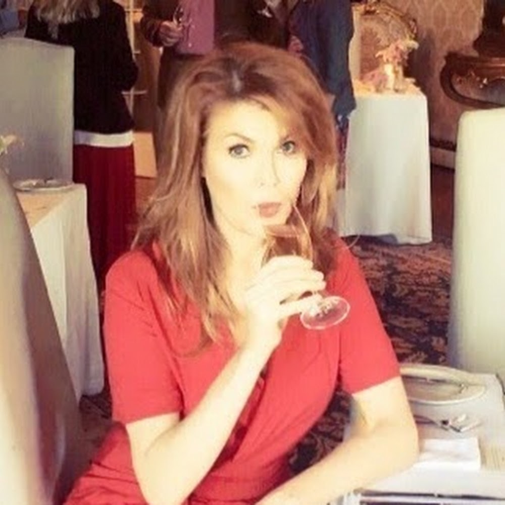 Meet your Posher, Carolyn